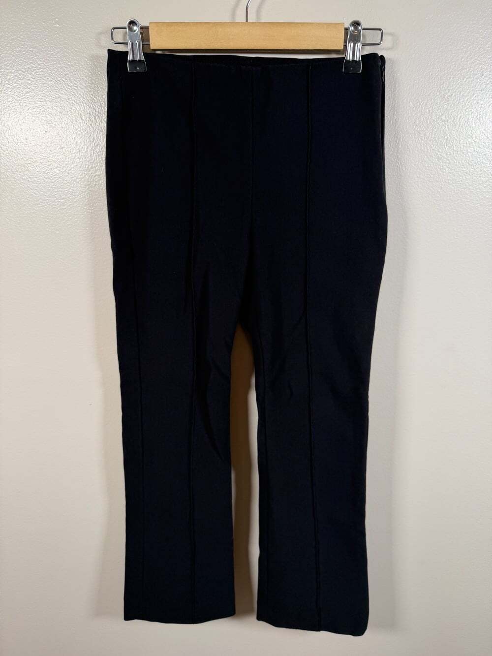 Vince Niki Mid Rise Crop Flare Pants Size Small Black Pintuck Work Office Career